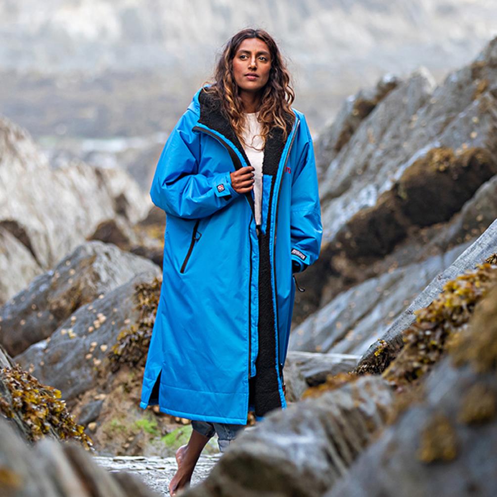 dryrobe Advance Long Sleeve Changing Robe - Cobalt Blue / Black Extra Image 8